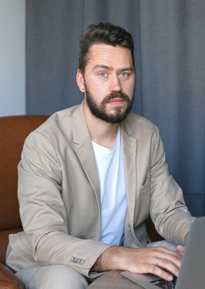 Jonas W. Köln